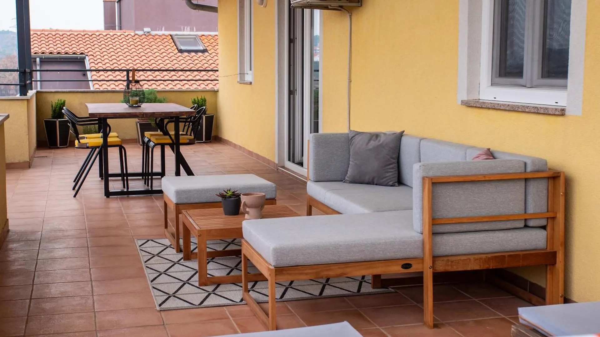 Jacqueline Apartment Πούλα